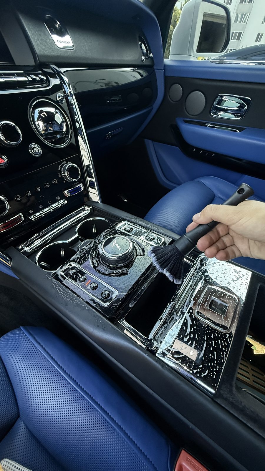 Mobile car detailing in Miami FL