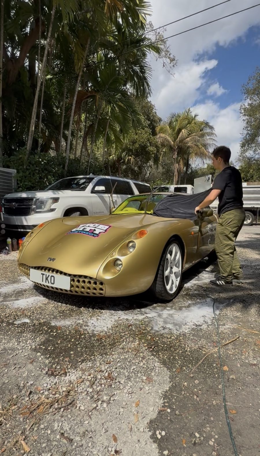 Mobile car detailing in Sunny Isles FL