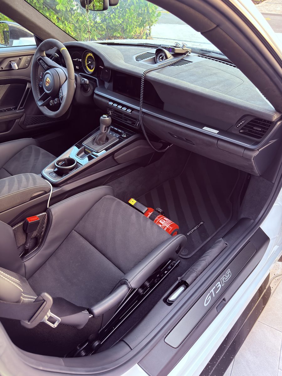 Mobile car detailing in Aventura FL